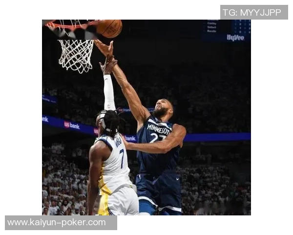 兰德尔首次与华子训练遭遇惨败赞其拥有科比般的竞争精神