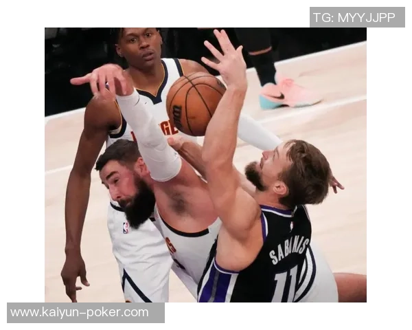 沃特森全能表现助力球队胜利13投7中斩获24分7篮板4助攻2盖帽