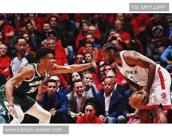 字母哥表现出色却难掩球队疲态14投9中贡献22分8篮板3助攻1盖帽 字母哥表现出色却难掩球队疲态14投9中贡献22分8篮板3助攻1盖帽