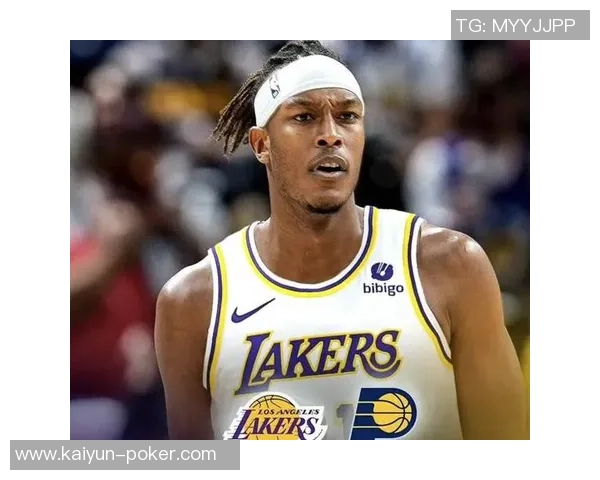 特纳分享融入球队经历感谢队友们的支持与团结精神 特纳分享融入球队经历感谢队友们的支持与团结精神